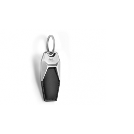 Audi e - tron kľúčenka