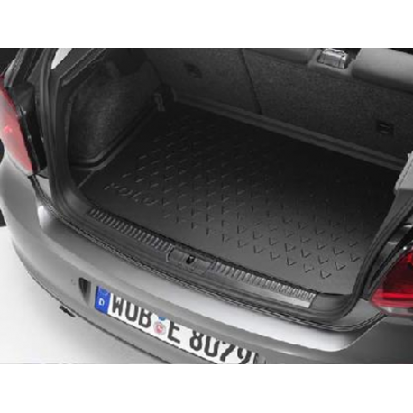 VW Polo vaňa batožinového priestoru